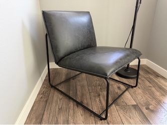 Armless Accent Chair (Black)