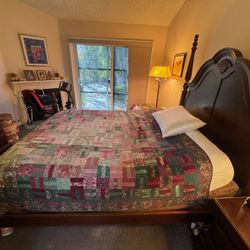 Queen Size SleepNumber Bed With Wooden Frame