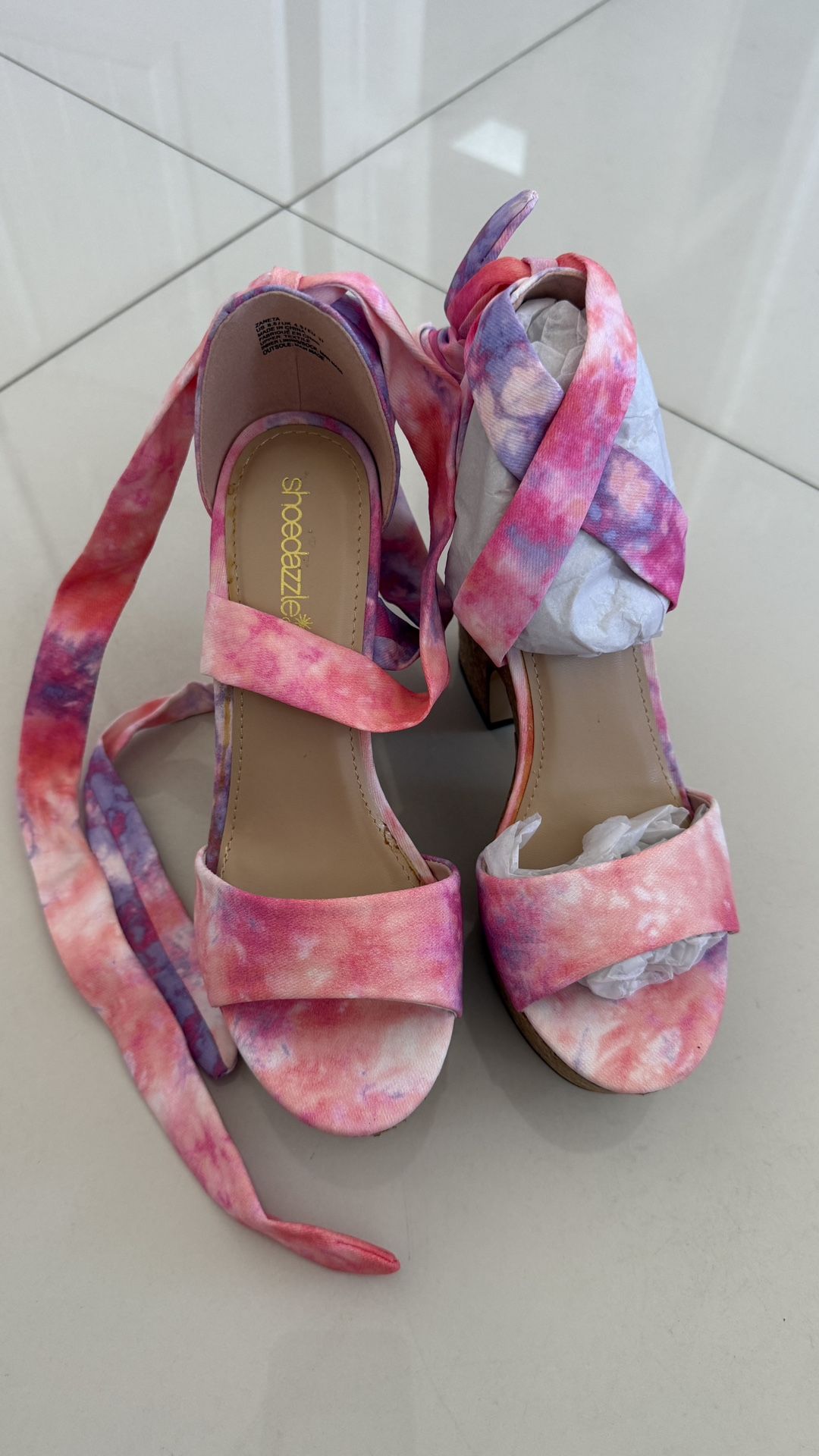 Brand New ShoeDazzle Pink Tie-Dye Wraparound Cork Block Heel Sandals – Size 6.5 | New Box