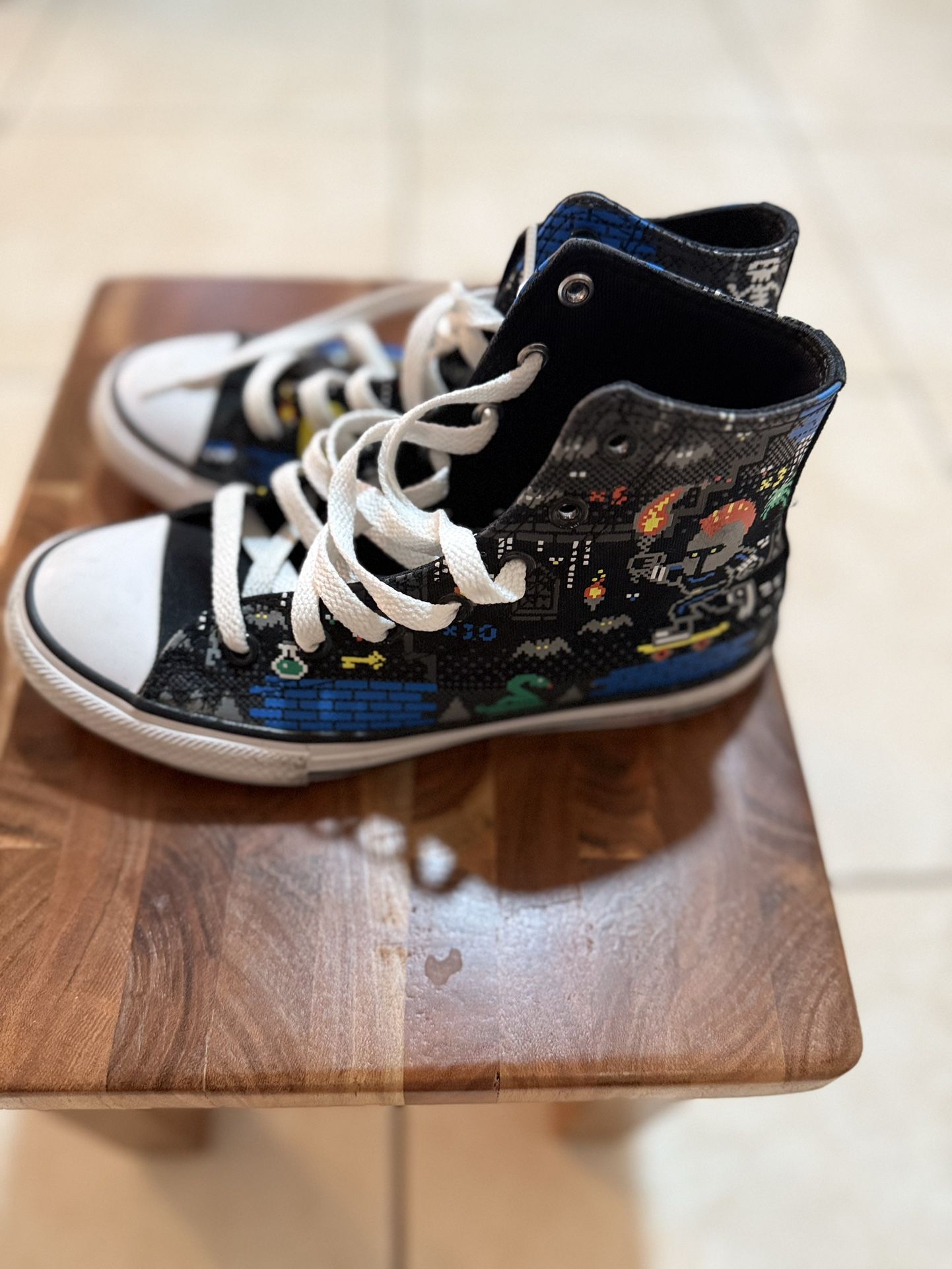 🎮 Kids Chuck Taylor “Ready Player One” Converse - Size 3 - $20