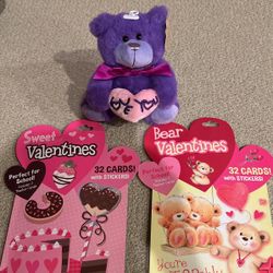 2 Valentines card sets with Love You Bear