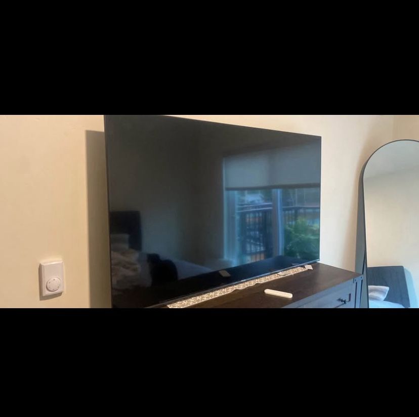 58” Hisense Roku Tv