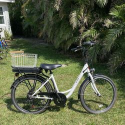 ELECTRIC POWER ASSISTED  LADIES  E-BIKE