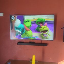 Samsung 55" CURVED TV