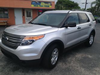 2011 Ford Explorer / 3rd row seat