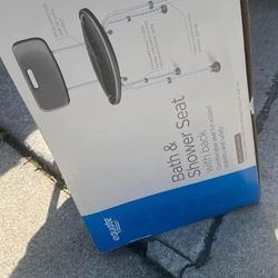 BATH AND SHOWER SEAT 
