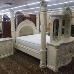 Michael Amini Queen Size Bedroom Set  👀 Deliver Include In Price 