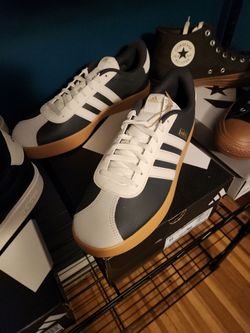 Adidas Shoes Size 11 Men's New In Box - VL Court 3.0