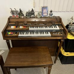 Kimball Aquarian “The Entertainer” Organ