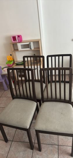 Chairs 4 set