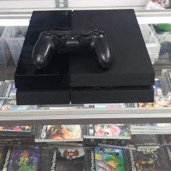 PlayStation 4 Complete $185 Gamehogs 11am-7pm