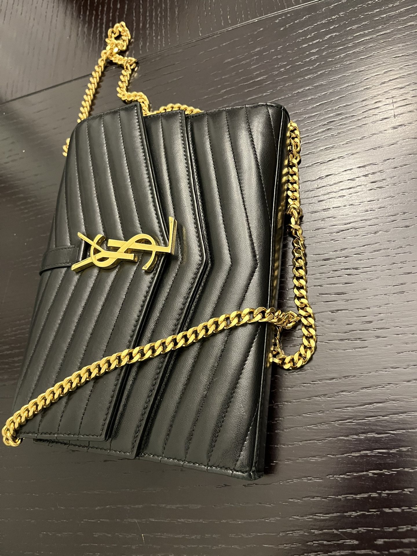 Authentic Saint Laurent YSL Chain Bag – Excellent Condition – With Card