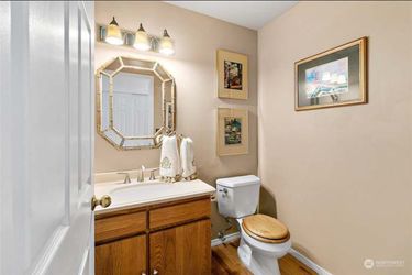 Octagonal Wall Mirrior