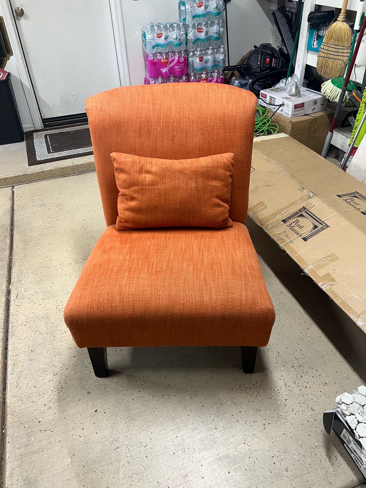 Accent chair