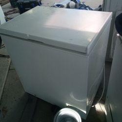 Ice Chest Deep Freezer ❄️$100