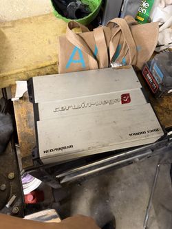 Cerwin vega 1000w amp
