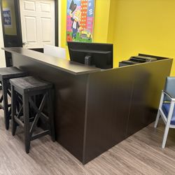 Office Front/  Lobby Reception Desk