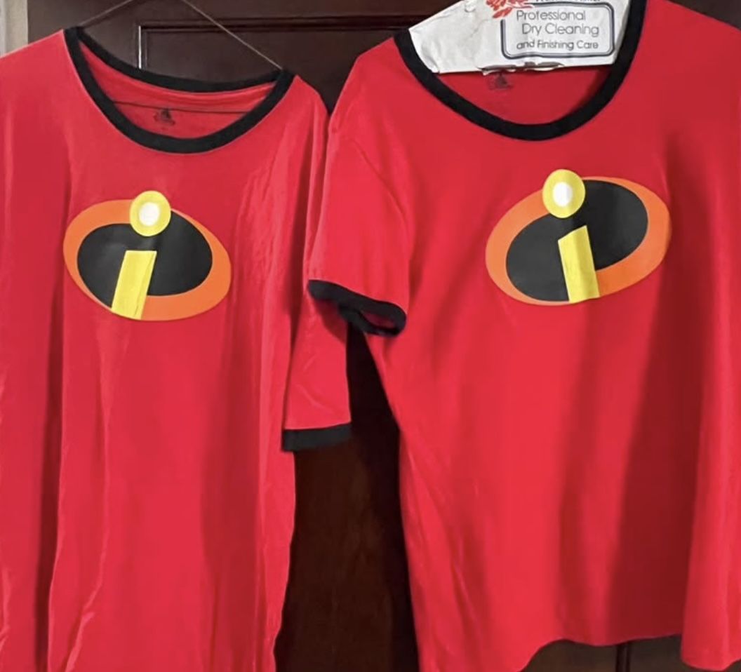 Halloween costume ( the incredibles ) men XL & Women L “  $10 for both - both have a rip in front 