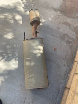OEM Ford muffler + resonator