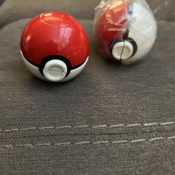 Pokeball Herb Grinder