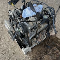 4.3L Vortec Engine pulled from 1997 Chevrolet 1500