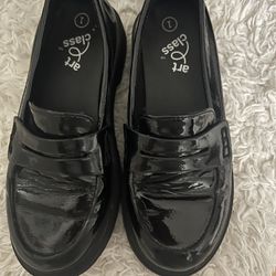 Girls Loafer Shoes