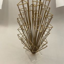 Flaunt Flower Sculpture 