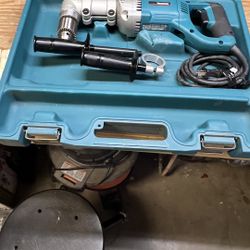 Makita Right Angel Drill 