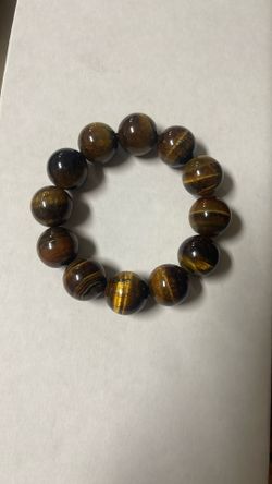 big tiger eyes bracelet  for good energy and protection 