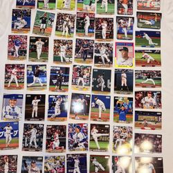 Baseball Card 100’S Of Baseball Cards !