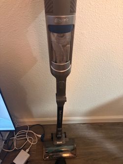 SHARK CORDLESS