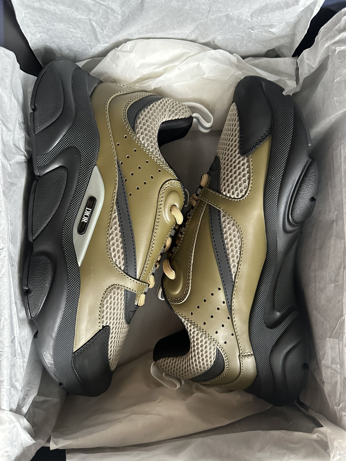 Dior B22 khaki / Black Size 9US / 42EU