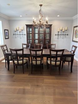 Stanley Solid Wood Dining Room Set – $600 (Complete Set)
