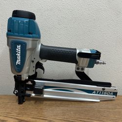 Makita AT1150A Pneumatic 16-Gauge 7/16 in.Medium Crown Stapler
