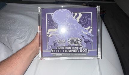 Pokemon chilling reign elite trainer box Pokemon center