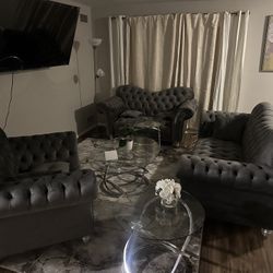 Living room set 