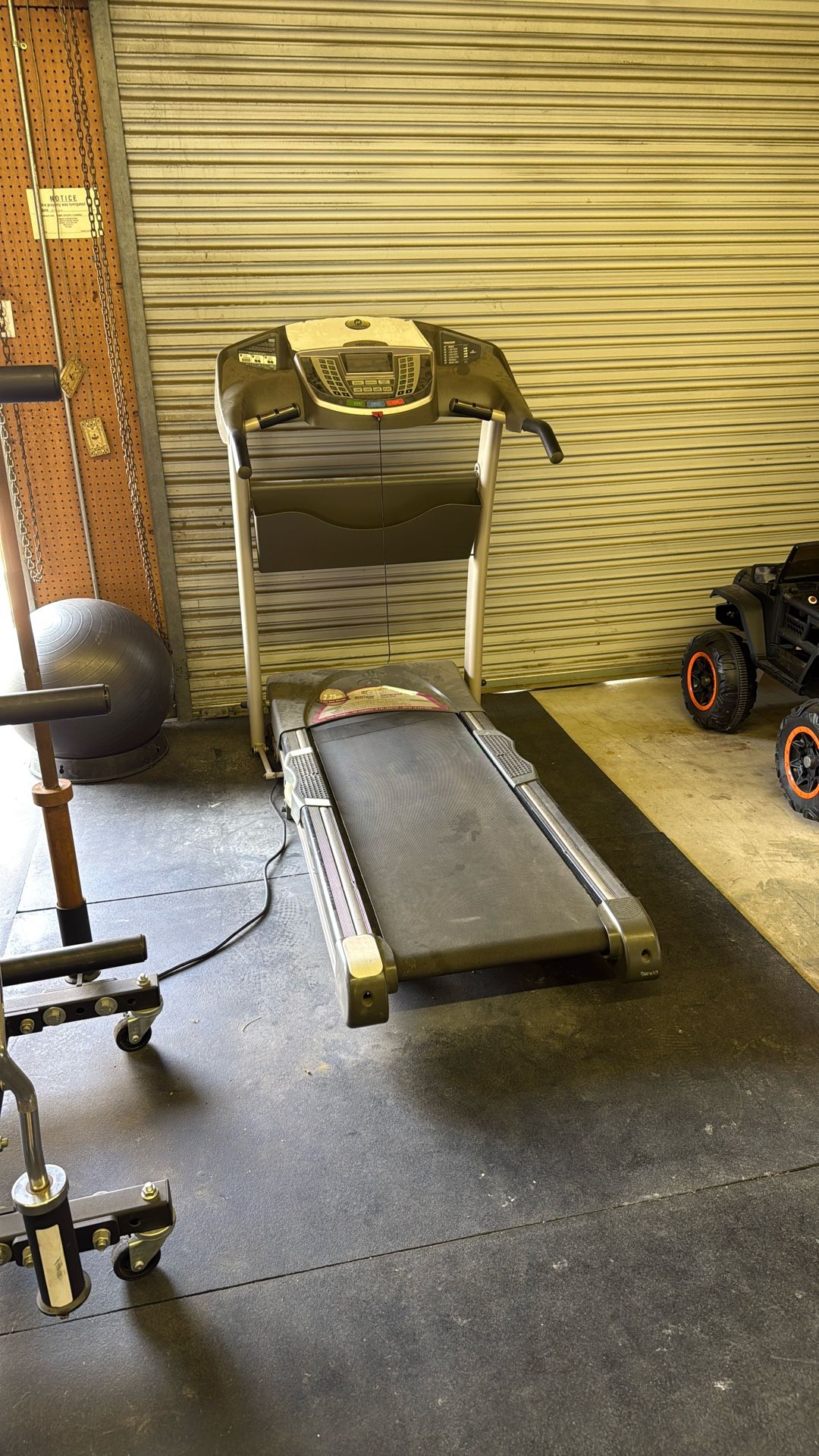 Free Treadmill