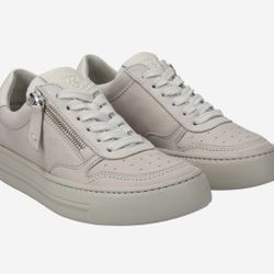 New Paul Green sneakers Size 8.5