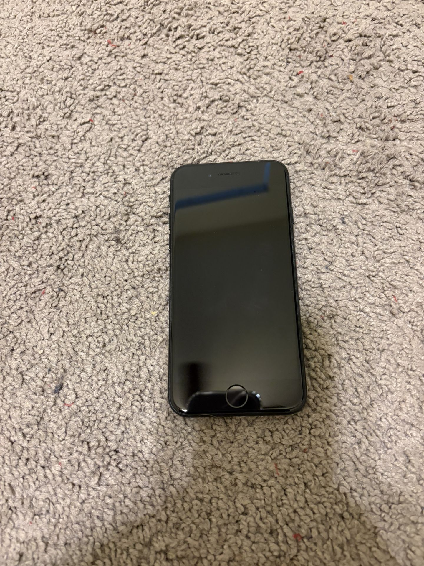 iPhone SE (unlocked)