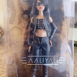 Barbie Signature AALIYAH , Vera Wang Collector Dolls