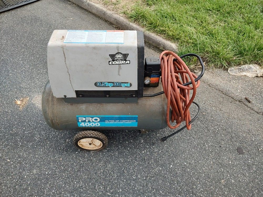 30 Gallon Air Compressor