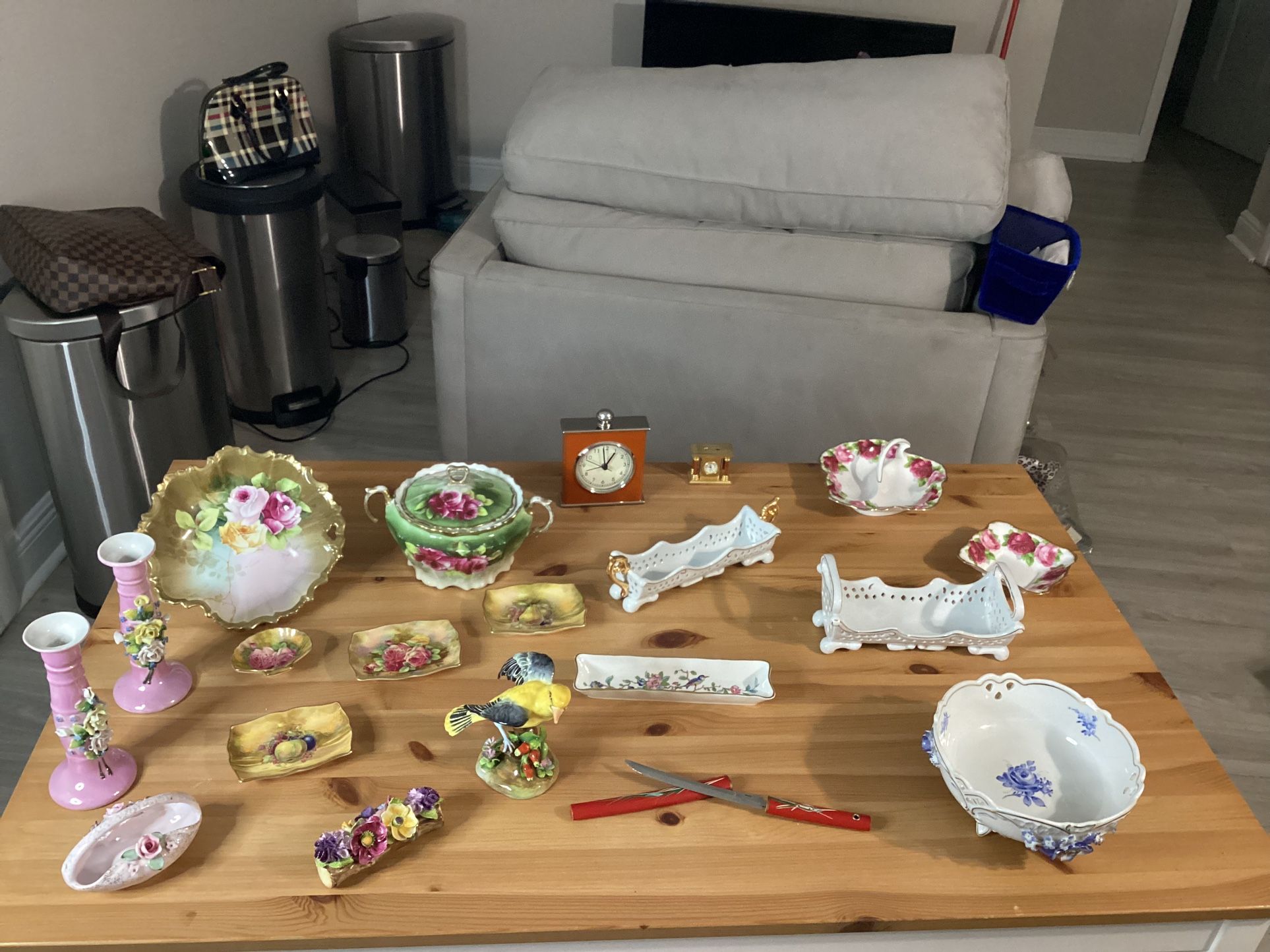A Variety Of Different Pieces Of Vintage Collectible Antiques.