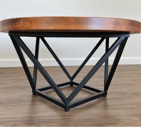 32” Round Wood Top Coffee Table with Metal Base
