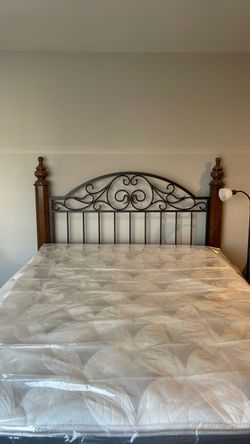 FREE Queen Bedroom Set includes nightstand, dresser, mirror & entertainment