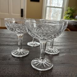 4 Coupe Glasses/Glassware