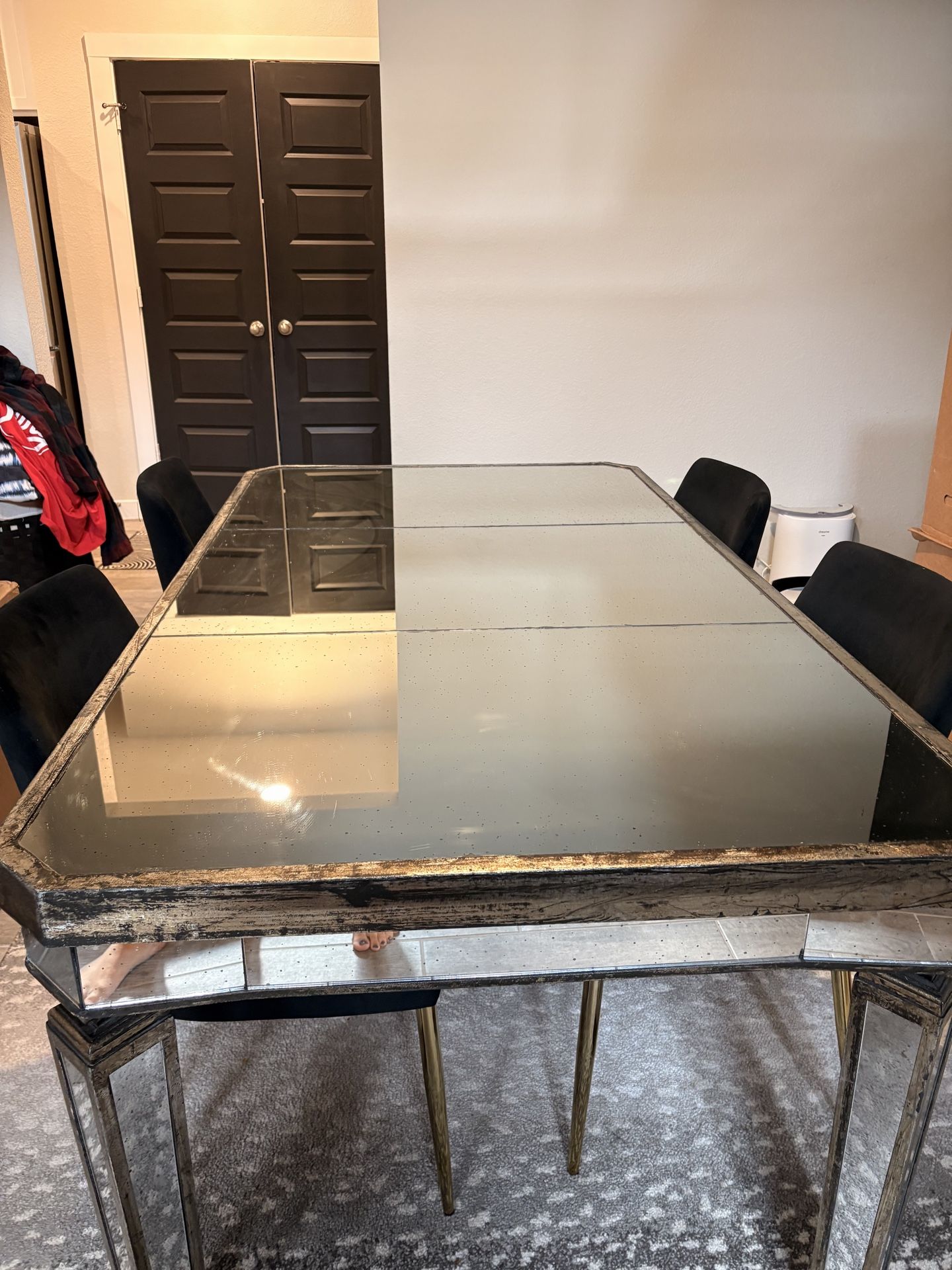 Mirror table