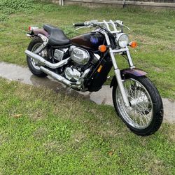 Honda Shadow 750