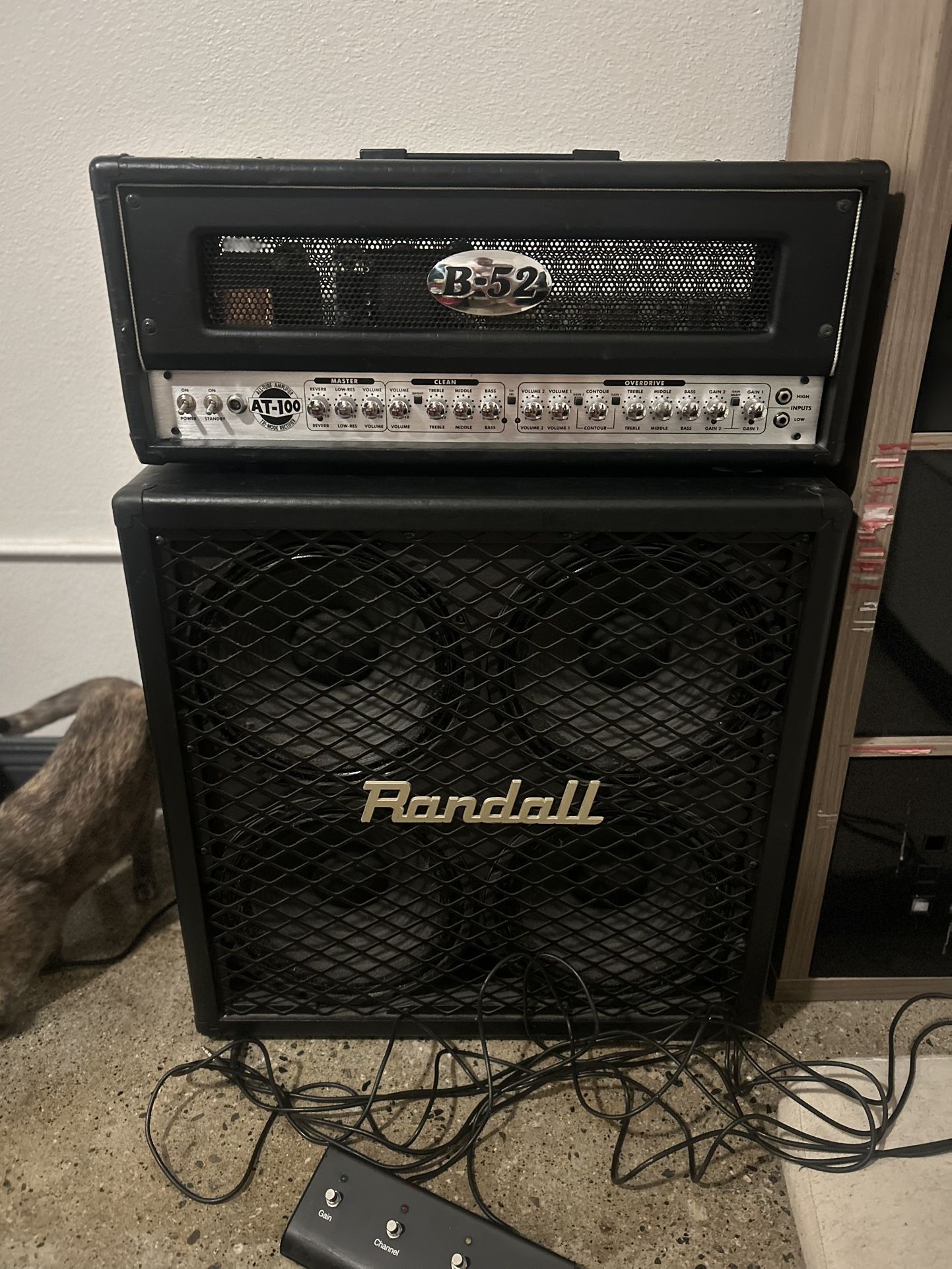 100W B-52 Guitar Amplifier Head & 200W Randall Cabinet