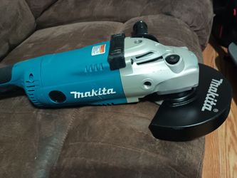 Makita 7 " grinder