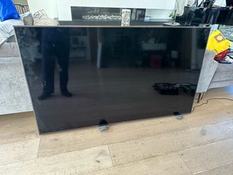 Sony 75” TV for repair or parts XBR-75X850F